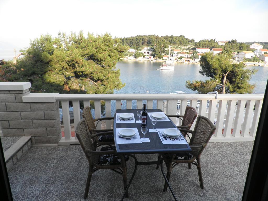 Apartments Holiday Lumbarda Luaran gambar
